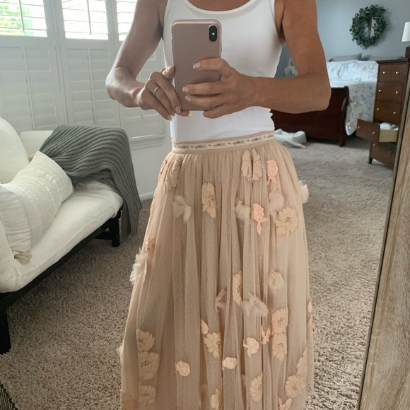 Rowena LoveShackFancy skirt. Tulle 3d. - Picture 2 of 6